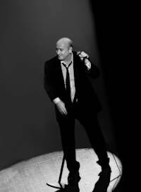 Michel jonasz en piano voix